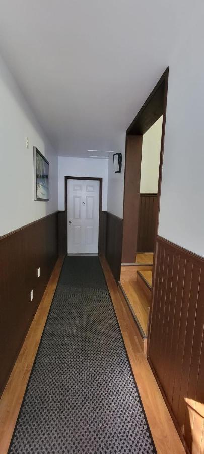 Hotel Fleurs Karaibes Saint-Alexandre-de-Kamouraska Exteriör bild