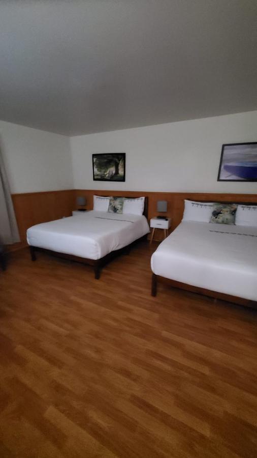 Hotel Fleurs Karaibes Saint-Alexandre-de-Kamouraska Exteriör bild